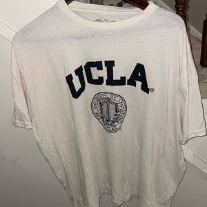 graphic tee ucla